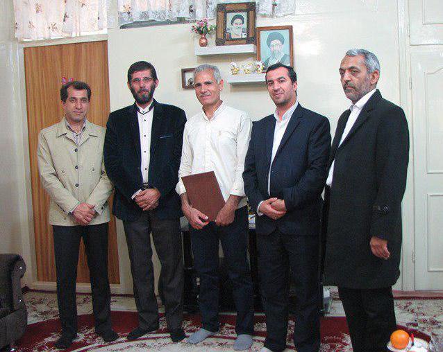 تقدیر از جانباز سرافزار بازنشسته اداره حفاظت فیزیکی